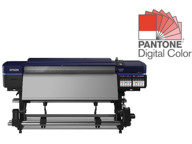 Tiskalnik SC-S80610 lahko točno reproducira kar 98.2% of PANTONE barv.
