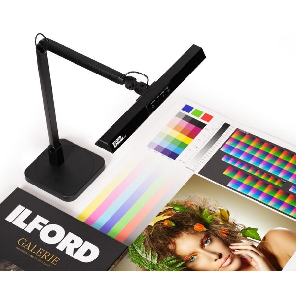 ILFORD ILFOLUX namizna LED svetilka