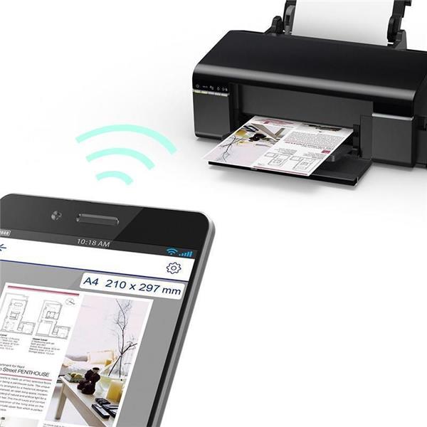Foto tiskalnik Epson L805 ima tudi brezžično Wi-Fi povezavo.